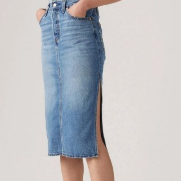 Levi's Skirt - Picture 1 of 10